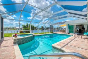 VILLA MIKADO - 3 BEDS - 3 BATHS - 6 GUESTS - GULF ACCESS & POOL/SPA - BOAT
